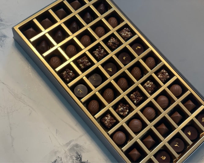 
            
                Charger l&amp;#39;image dans la visionneuse de la galerie, Coffret Chocolat de Luxe Suprême
            
        