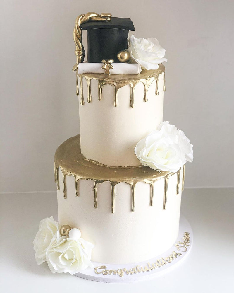 
            
                Load image into Gallery viewer, Graduation Cake
            
        