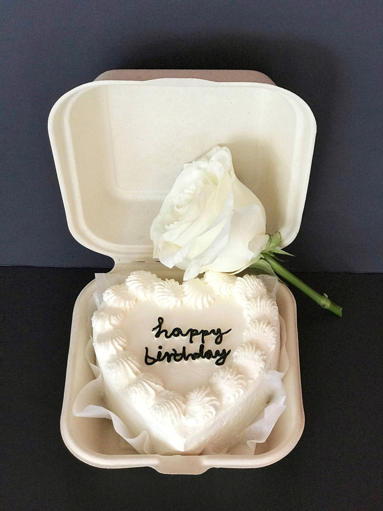 
            
                Charger l&amp;#39;image dans la visionneuse de la galerie, Happy Birthday - Mini Cake
            
        