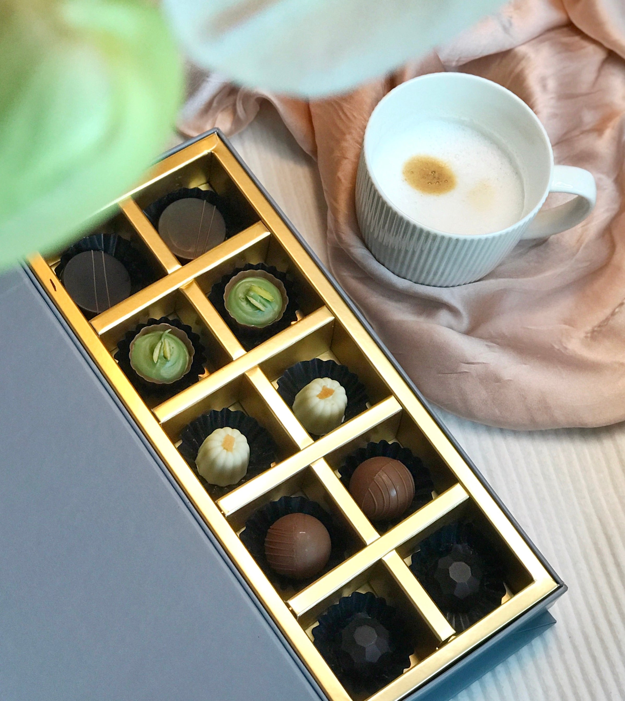 Medium Luxury Chocolate Box